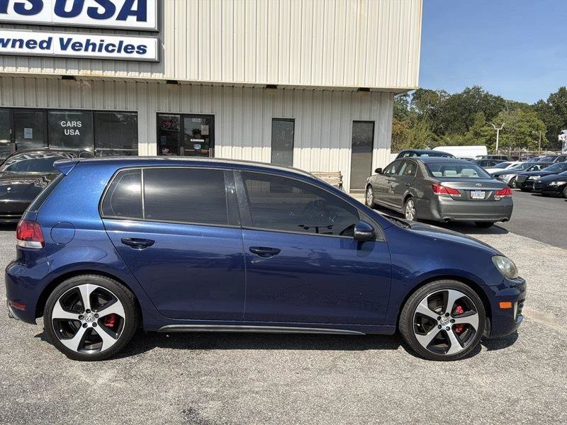 Used 2010 Volkswagen GTI 4-Door FWD image 9