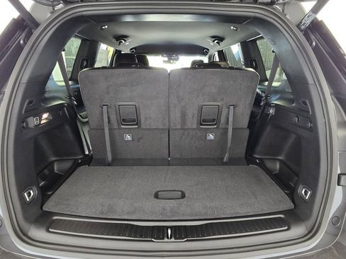New 2025 Jeep Grand Cherokee L Laredo RWD image 17