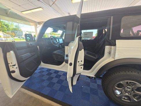 New 2025 Ford Bronco Big Bend image 24