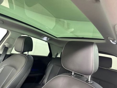 Used 2024 Hyundai Ioniq 5 Limited image 12