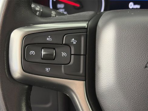 Used 2021 Chevrolet Tahoe Z71 image 17