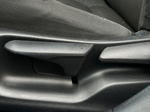 Used 2020 Toyota Corolla SE FWD image 50