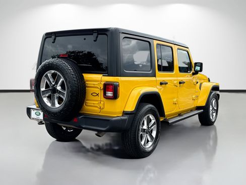 Used 2019 Jeep Wrangler Unlimited Sahara w/ Dual Top Group image 5