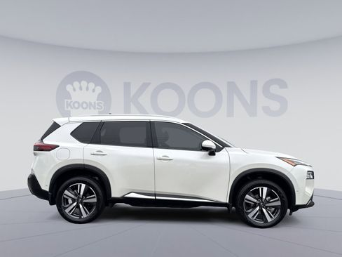 Used 2023 Nissan Rogue SL w/ SL Premium Package image 8