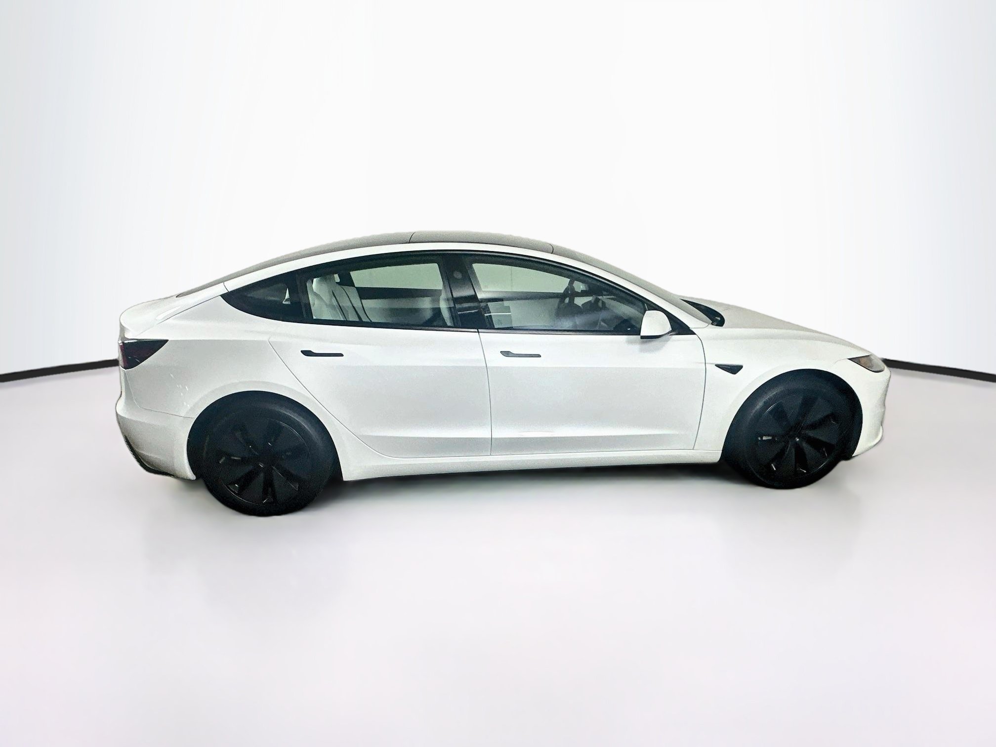 Used 2025 Tesla Model 3 Long Range RWD image 10
