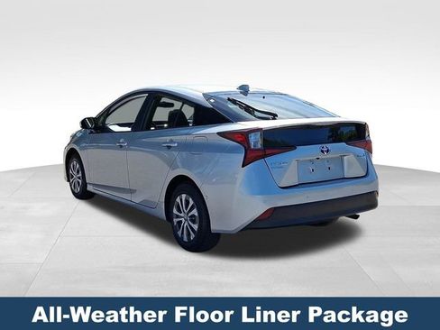 Used 2020 Toyota Prius LE AWD/4WD image 5
