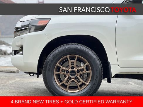 Certified 2020 Toyota Land Cruiser Heritage Edition AWD/4WD image 9