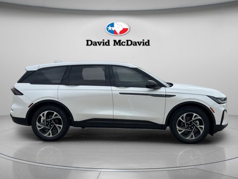 New 2026 Lincoln Nautilus Premier w/ Equipment Group 102A AWD/4WD image 8