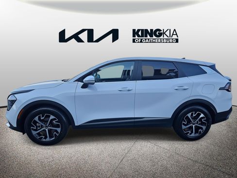 Certified 2023 Kia Sportage EX image 7