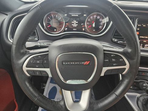 Used 2016 Dodge Challenger R/T Plus RWD image 10