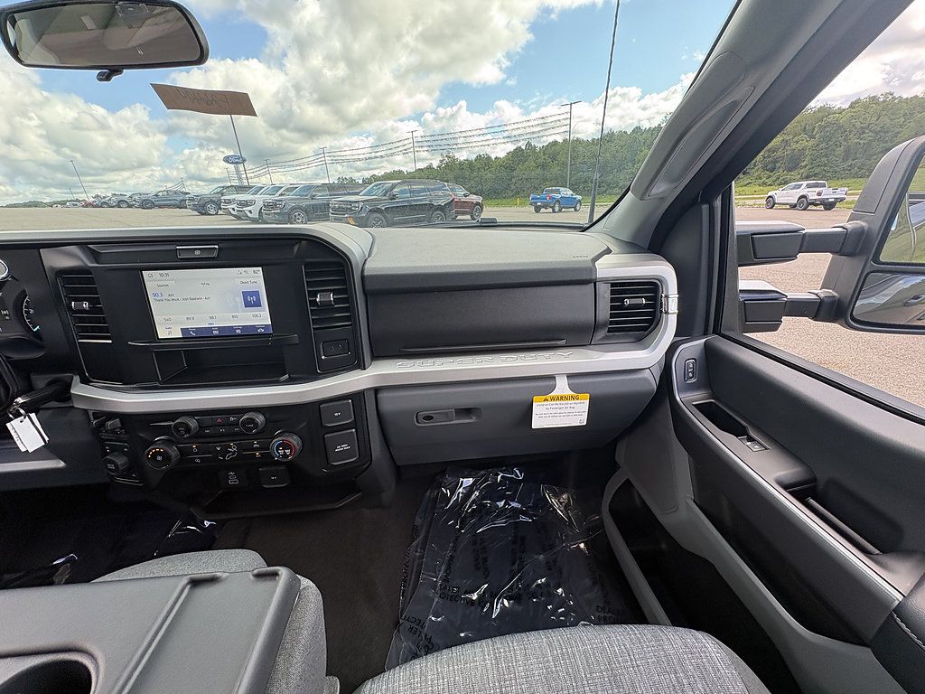 New 2026 Ford F250 XLT AWD/4WD image 24