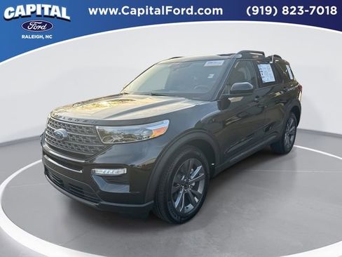 Certified 2023 Ford Explorer XLT w/ Equipment Group 202A image 1