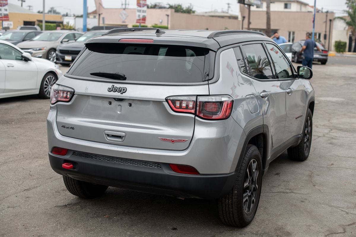 Used 2019 Jeep Compass Trailhawk AWD/4WD image 8