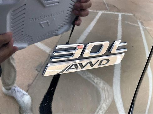 Used 2019 Jaguar F-PACE Portfolio image 32