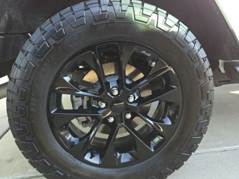 Used 2021 Jeep Wrangler Unlimited Sahara image 26