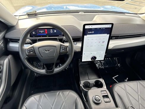 Used 2023 Ford Mustang Mach-E Select image 10