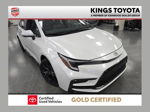 Certified 2025 Toyota Corolla SE FWD image 1