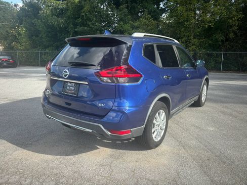 Used 2018 Nissan Rogue SV FWD image 5