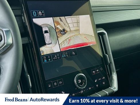 New 2026 GMC Acadia Elevation w/ Elevation Premium Package AWD/4WD image 11