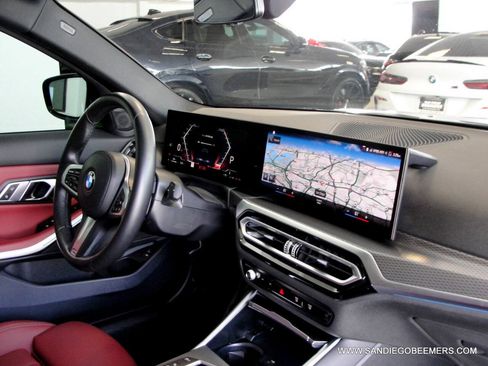 Used 2023 BMW 330i Sedan w/ M Sport Package RWD image 33