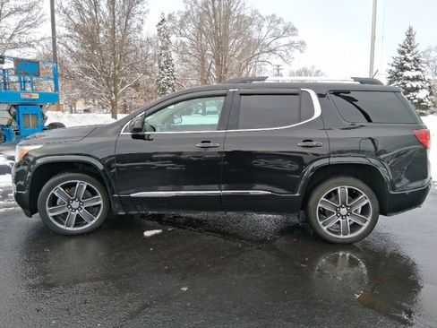 Used 2018 GMC Acadia Denali image 3