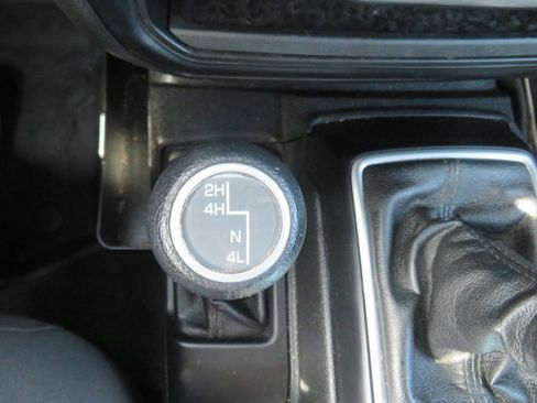 Used 2019 Jeep Wrangler Unlimited Sport image 31