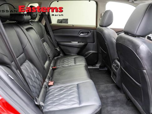 Used 2023 Nissan Rogue Platinum AWD/4WD image 22
