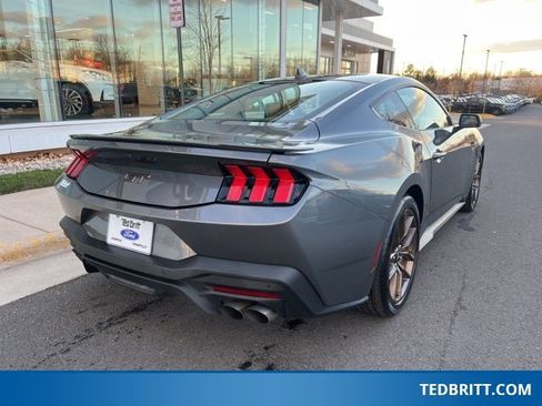 Certified 2024 Ford Mustang GT Premium image 8