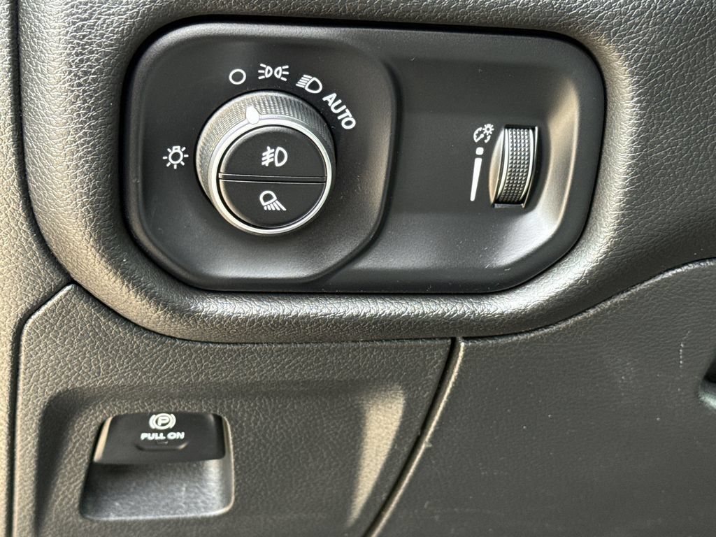 Used 2023 RAM 1500 Lone Star AWD/4WD image 26