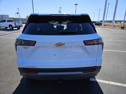 Used 2025 Chevrolet Equinox LT image 6