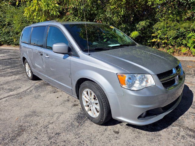 Used 2020 Dodge Grand Caravan SXT FWD image 3
