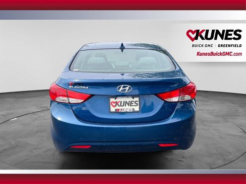 Used 2013 Hyundai Elantra GLS w/ Preferred Pkg FWD image 8