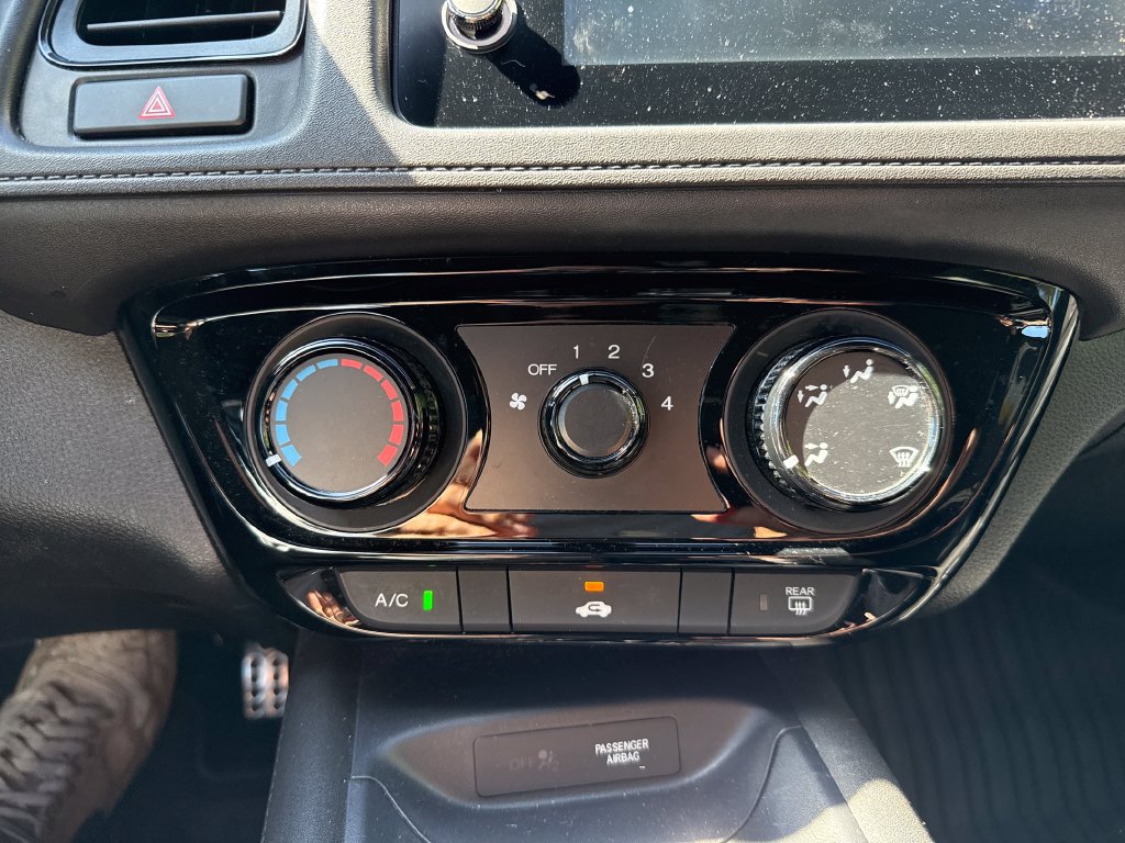 Used 2019 Honda HR-V Sport image 18