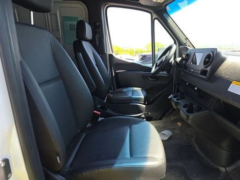 Used 2024 Mercedes-Benz Sprinter 144 Cargo w/ Acoustic Package image 8
