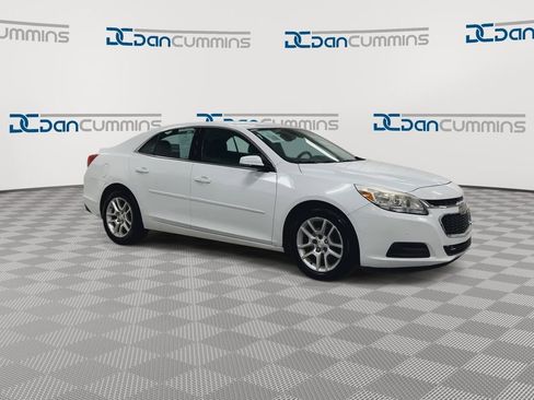 Used 2014 Chevrolet Malibu LT w/ Power Convenience Package image 2