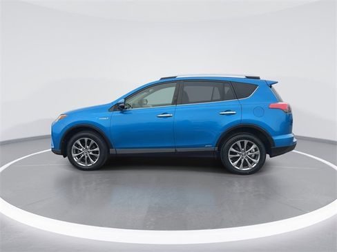 Used 2016 Toyota RAV4 Limited w/ Advanced Technology Package image 5