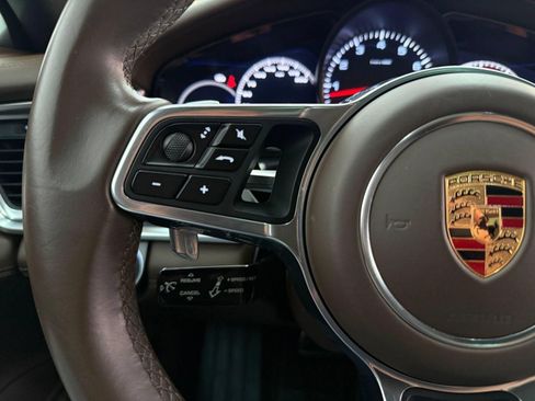 Used 2018 Porsche Panamera 4S AWD/4WD image 13