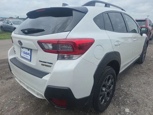 Used 2021 Subaru Crosstrek 2.5i Sport w/ Moonroof Package AWD/4WD image 3