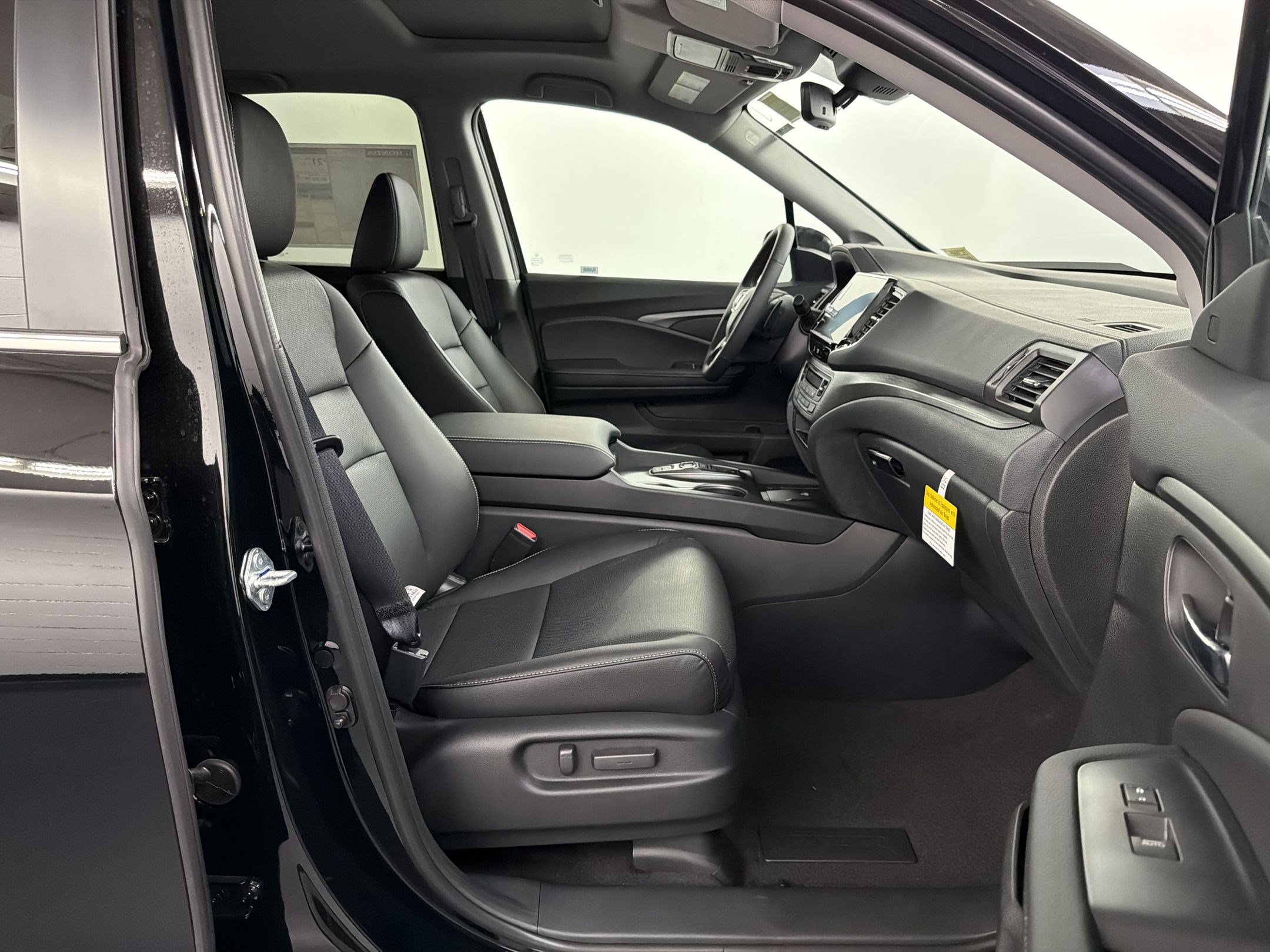New 2026 Honda Ridgeline RTL image 25