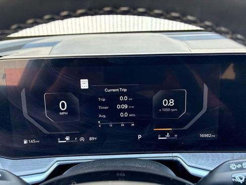 Certified 2025 Kia Sorento SX Prestige AWD/4WD image 12