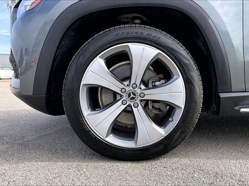 Used 2021 Mercedes-Benz GLS 450 4MATIC image 35