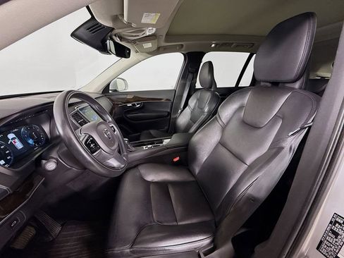 Used 2019 Volvo XC90 T6 Momentum image 22