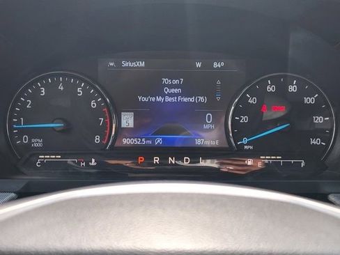 Used 2021 Ford Explorer XLT w/ Equipment Group 202A RWD image 13