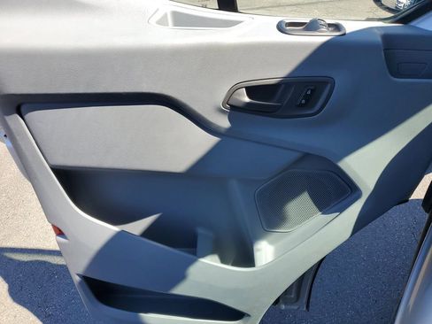 Used 2017 Ford Transit 150 XLT RWD image 23