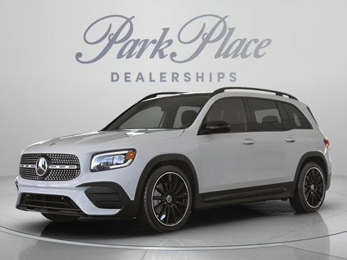 Certified 2023 Mercedes-Benz GLB 250 image 1