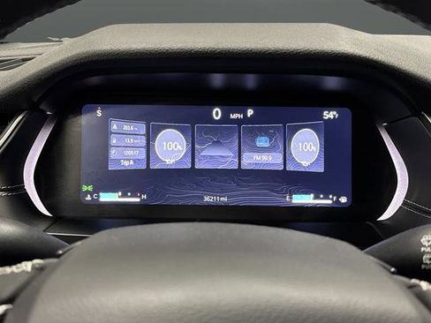 Used 2023 Jeep Grand Cherokee Laredo w/ Luxury Tech Group I image 16