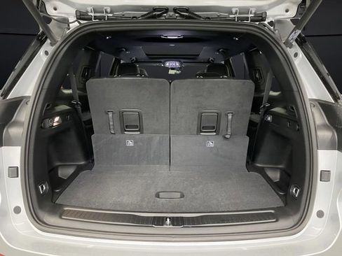 New 2025 Jeep Grand Cherokee L Limited w/ Trailer Tow Package image 16