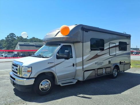 Used 2021 Ford E-350 and Econoline 350 Super Duty w/ Motorhome Prep Package RWD image 6