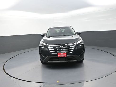 Used 2024 Nissan Rogue SV AWD/4WD image 27