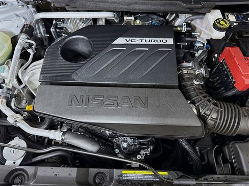 Certified 2025 Nissan Rogue SV image 34